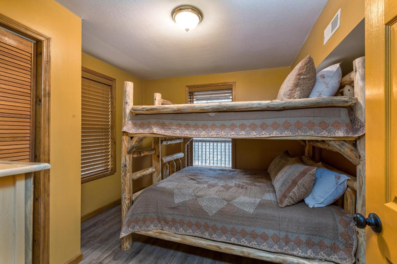North Ridge Place Brand New Log Cabin With Hot Tub Great Location Sevierville Buitenkant foto